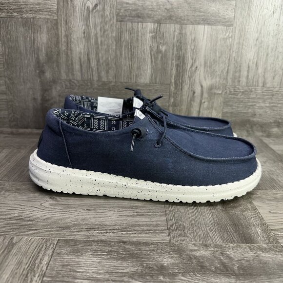 Hey Dude Wendy Canvas Women's size 10 Navy Blue Slip On Lightweight Shoes - Picture 1 of 8